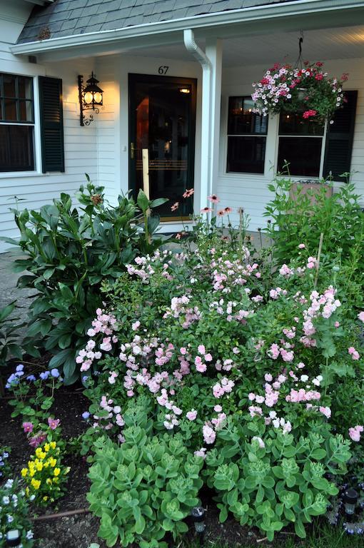 Stone Throw Cottage Inn Bar Harbor Exterior photo